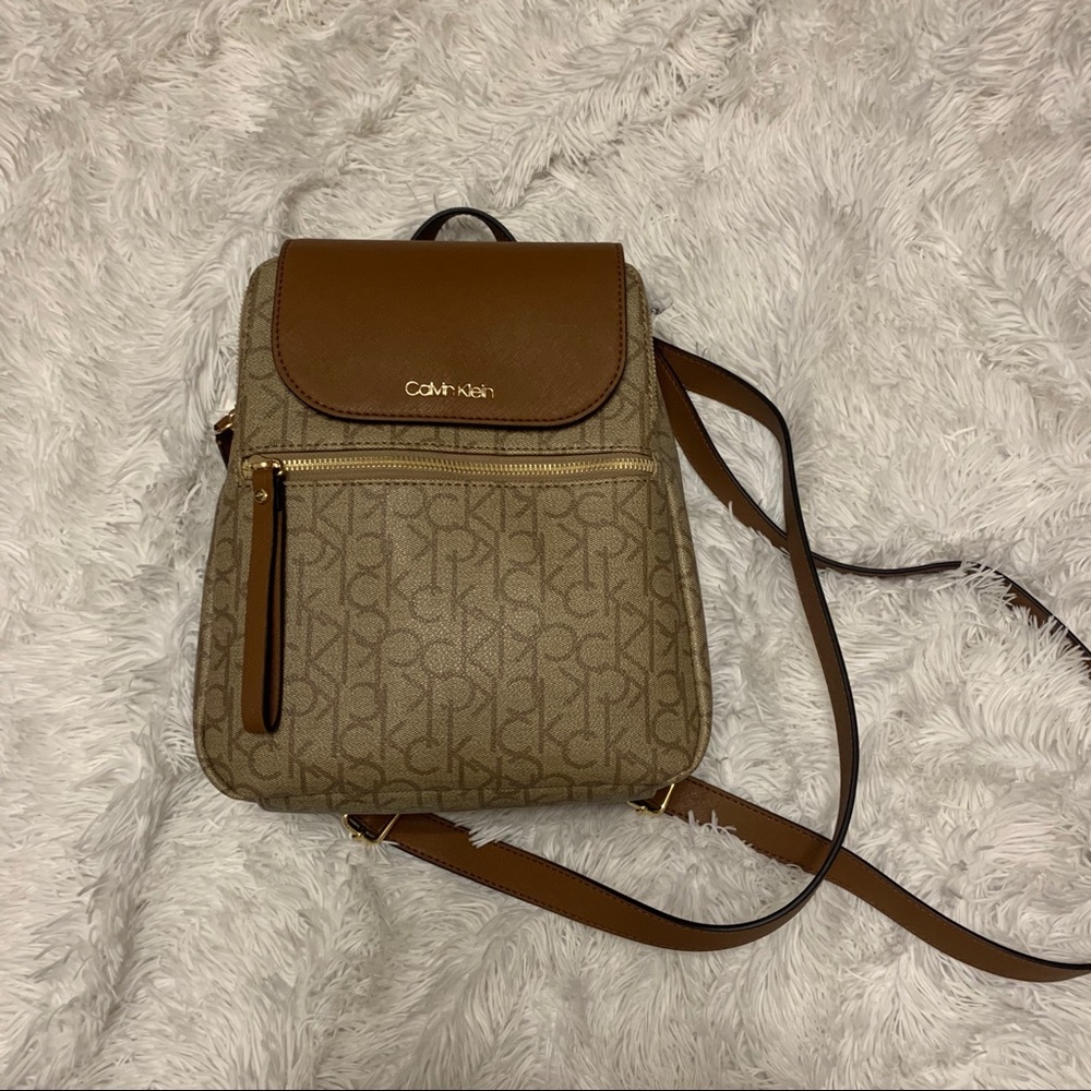 Calvin Klein purse NWT!!